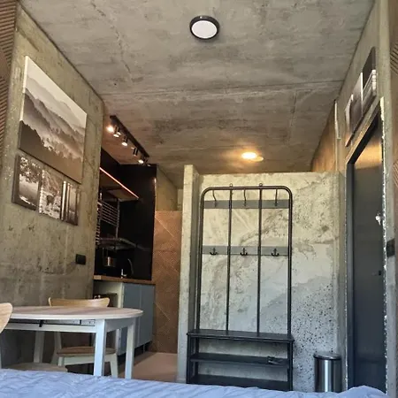 Lesny Raj - Samotnia